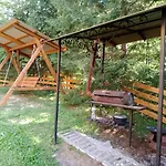 на скелі Feriehus Krivorovnya