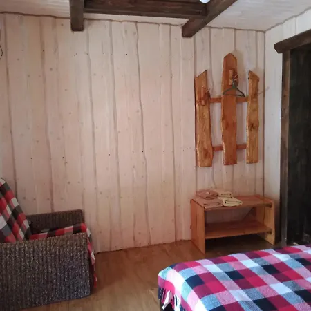 на скелі Casa de Férias *