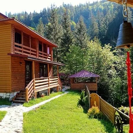 Casa de Férias на скелі Krivorovnya