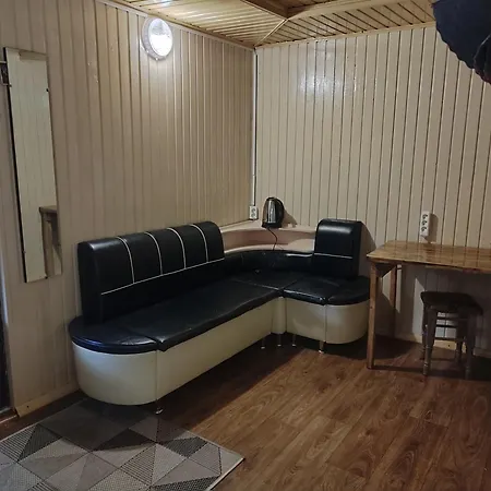 Semesterbostad на скелі Krivorovnya